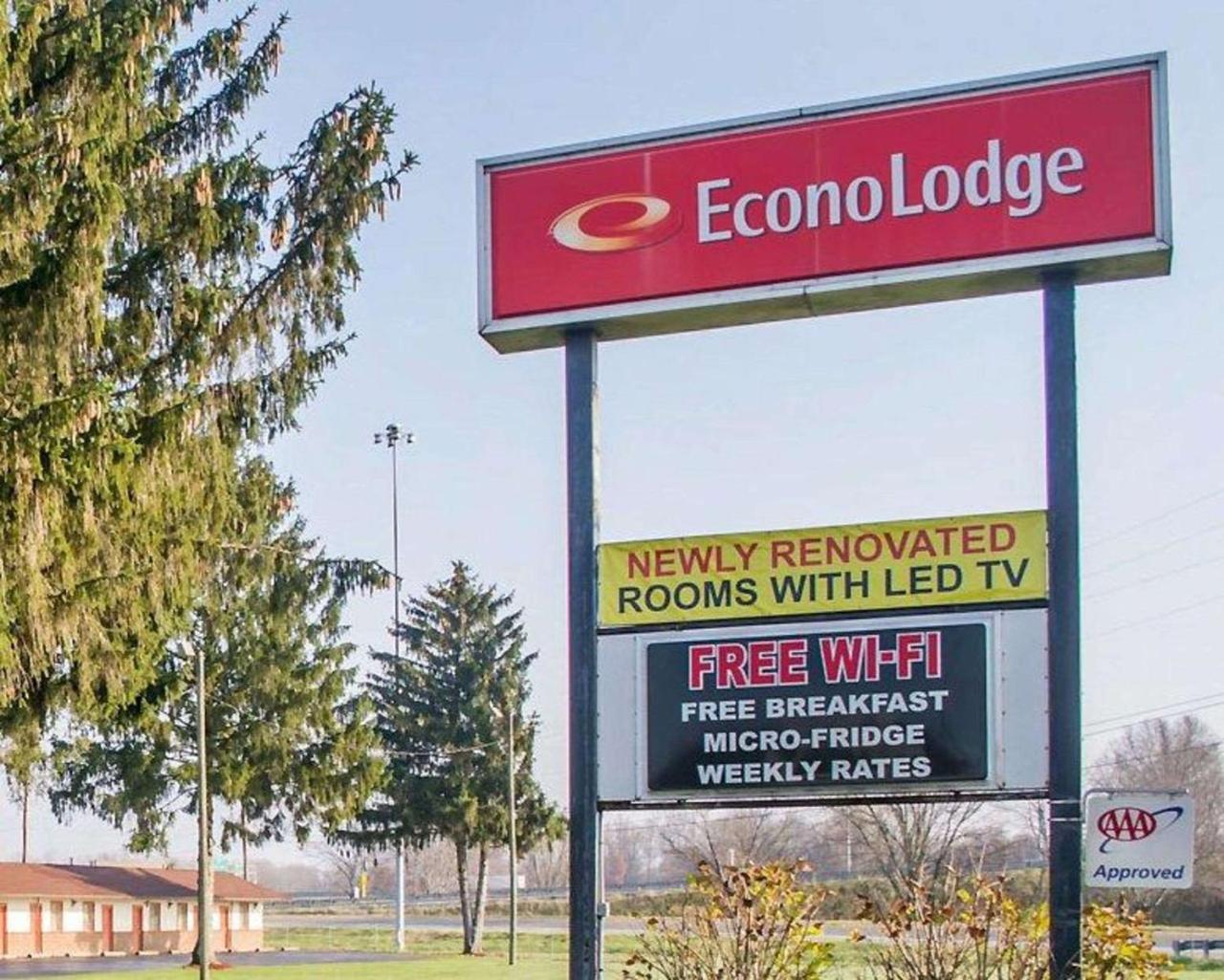 Econo Lodge Newton Falls Exterior photo