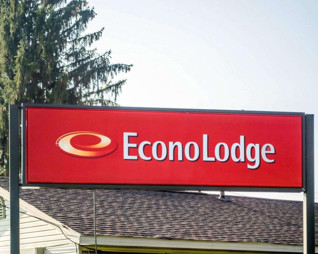 Econo Lodge Newton Falls Exterior photo